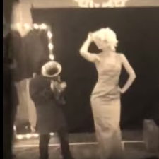 Чёрно-белое кино в ТРЦ «Океания», часть 2